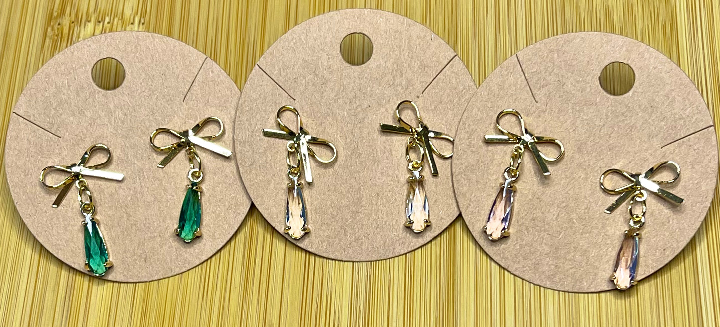 18K gold Bow Earrings with crystal's